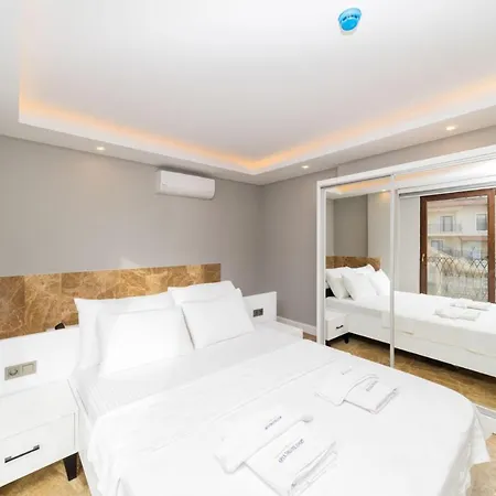 شقة Sea View Flat With Hot Tub In Antalya *