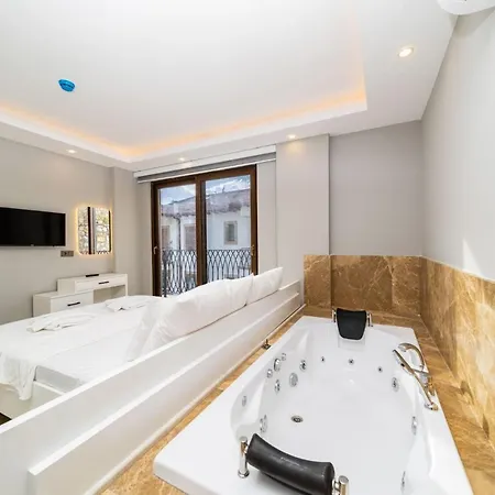Apartmán Sea View Flat With Hot Tub In Antalya *